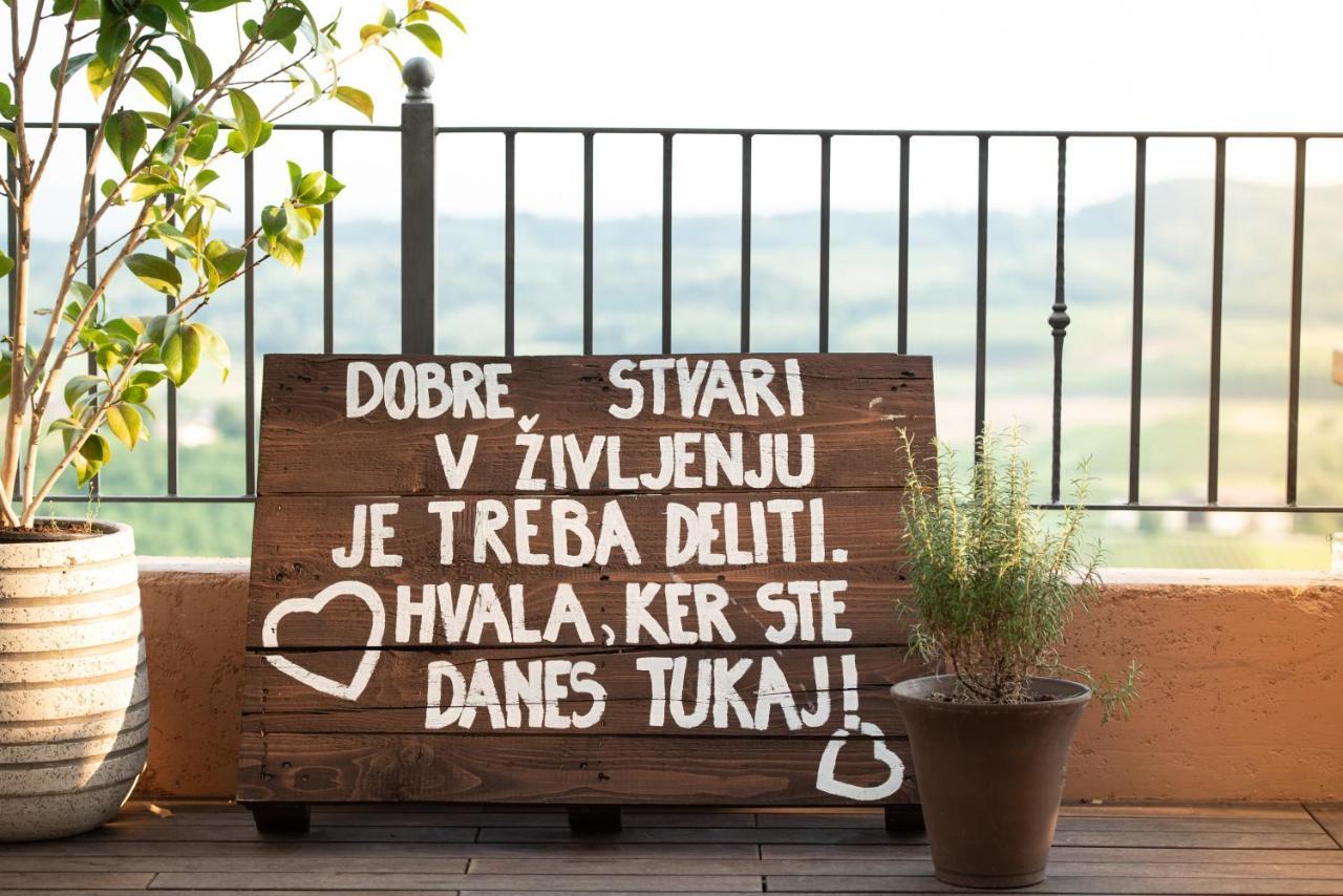 Klinec Plesivo Art Rooms Dobrovo Luaran gambar